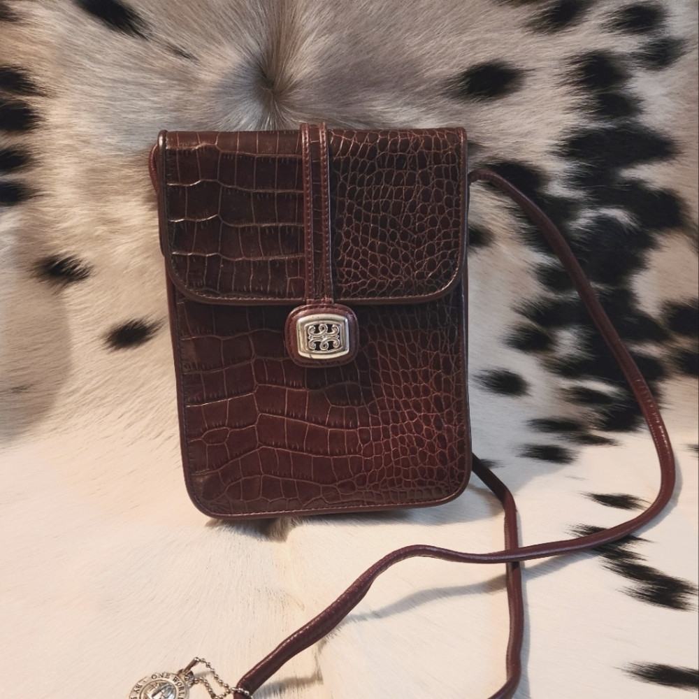 BRIGHTON ONE WORLD CROSS BODY PURSE